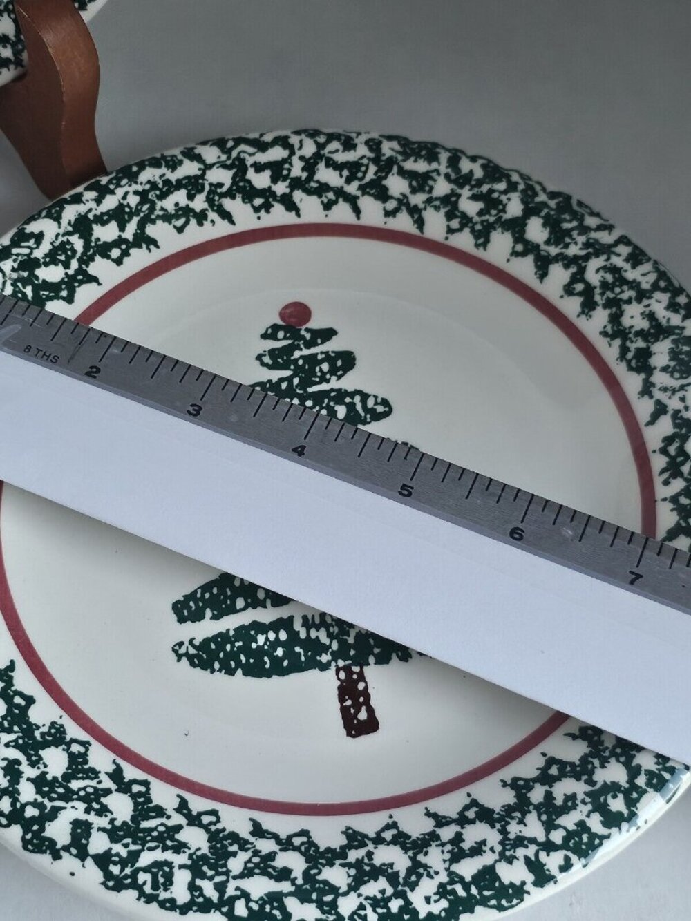 Furio Holiday Christmas Tree Dessert Salad Plates 8" Italy sponge painted handpa - Picture 14 of 14